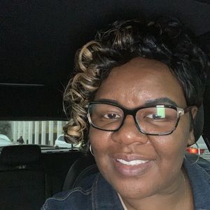 Meet your Posher, Sabrina
